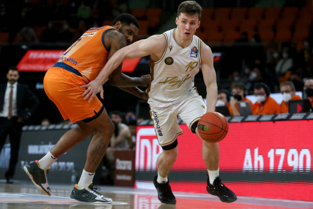 的比赛中 的比赛中